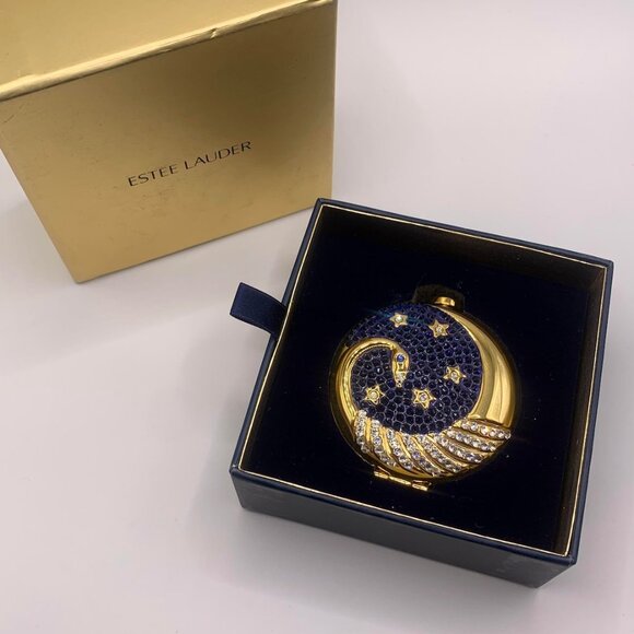Estee Lauder Limited Edition Swan Dreams Powder Compact by Monica Rich Kosann - Picture 4 of 10